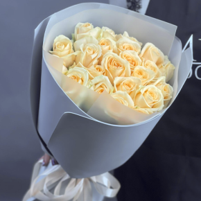 Букет из 25 роз Аваланж (50 см) в Старой Купавне