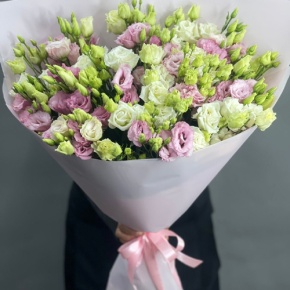 Нежный букет из 21 эустомы в Старой Купавне
