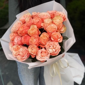 Букет из 23 пионовидных роз Эквадор сорта Кахала (60см) в Старой Купавне