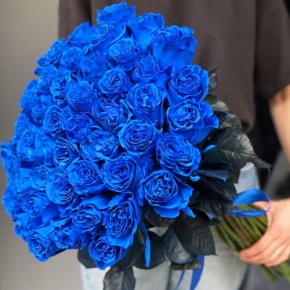 Букет из 51 синей розы Эквадор под ленту (70 см) в Старой Купавне
