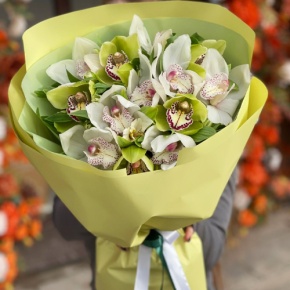Букет "Бруклин" из орхидей и альстромерий в Старой Купавне