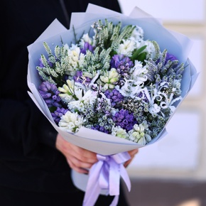 Букет "Алиби" из гиацинтов, вероники, нерине в Старой Купавне