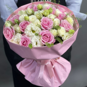 Букет "Нежное признание" из роз и эустом в Старой Купавне