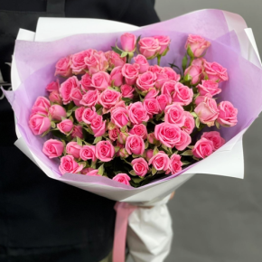 Букет "Рассвет принцессы" из 15 кустовых роз (50 см) в Старой Купавне