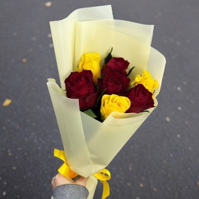 Букет из 7 Кенийских роз (40 см) в Старой Купавне