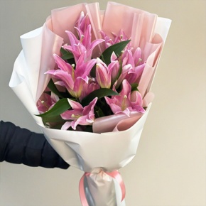 Монобукет из 9 ароматных розовых лилий в Старой Купавне