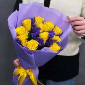 Букет "Лейкерс" из лимонных роз и статицы в Старой Купавне