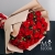 Букет 15 кустовых красных роз в Старой Купавне